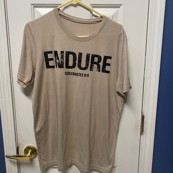 Inspirational tshirt ENDURE short sleeve crew neck tan black writing - Picture 1 of 6